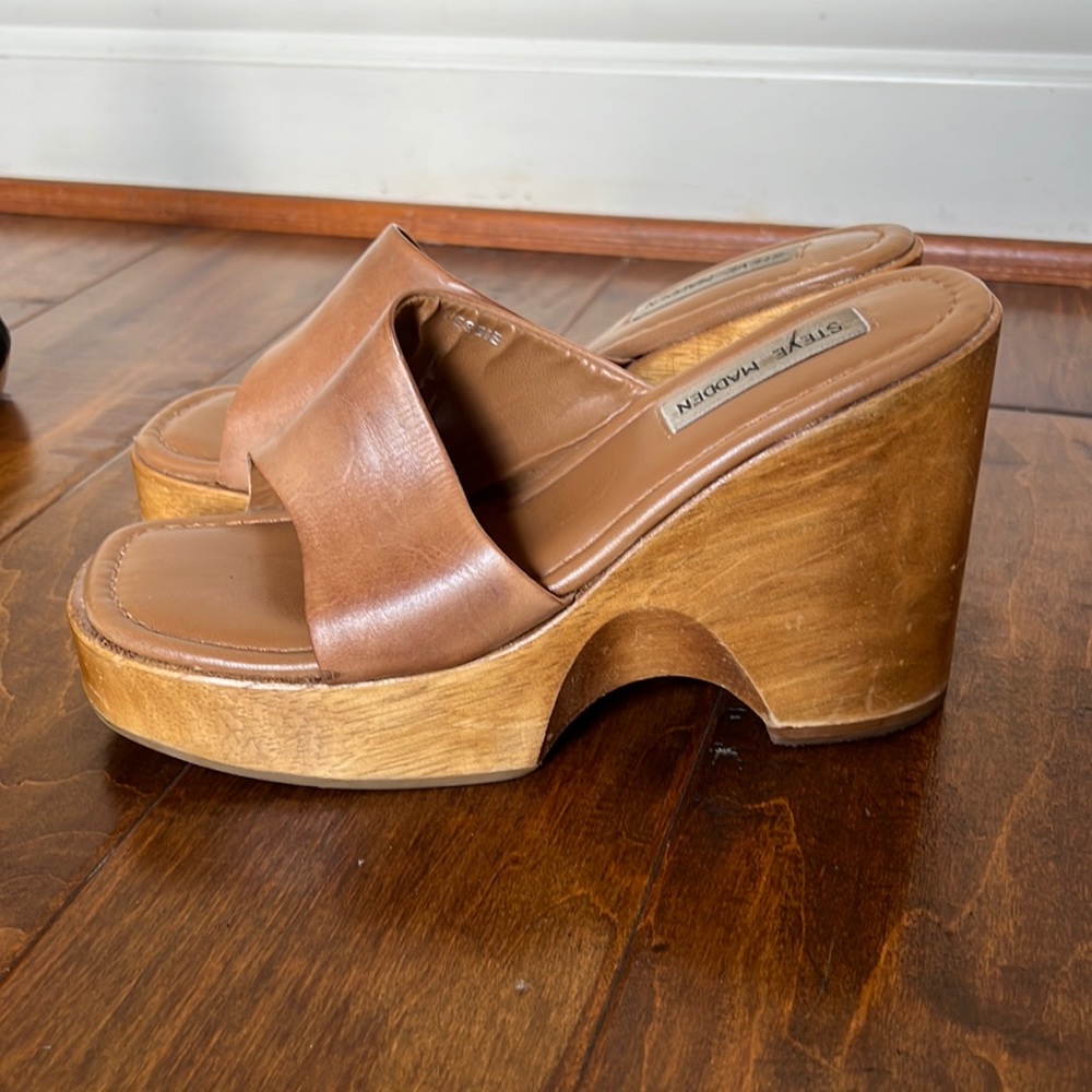 Steve Madden wood wedges